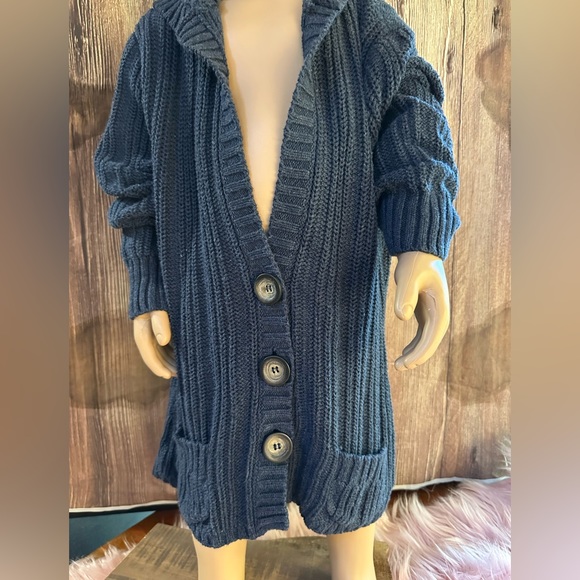 Aeropostale Other - Aeropostale Girls' Blue Sweater | Size XS/TP | 60% Cotton, 40% Acrylic